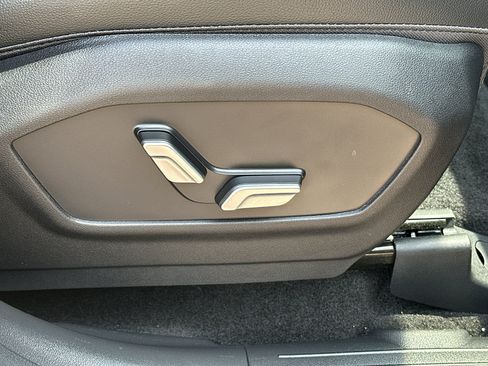 Used 2024 Hyundai Santa Fe Limited FWD image 32