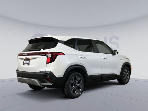 New 2026 Kia Seltos LX image 5