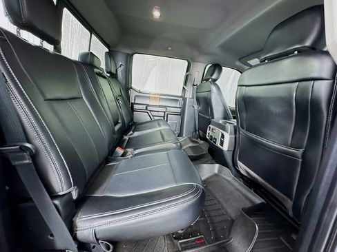 Used 2020 Ford F150 Lariat image 27