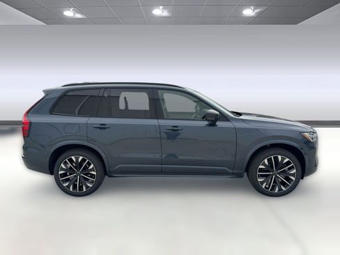 New 2026 Volvo XC90 T8 Ultra w/ Lounge Package AWD/4WD image 8
