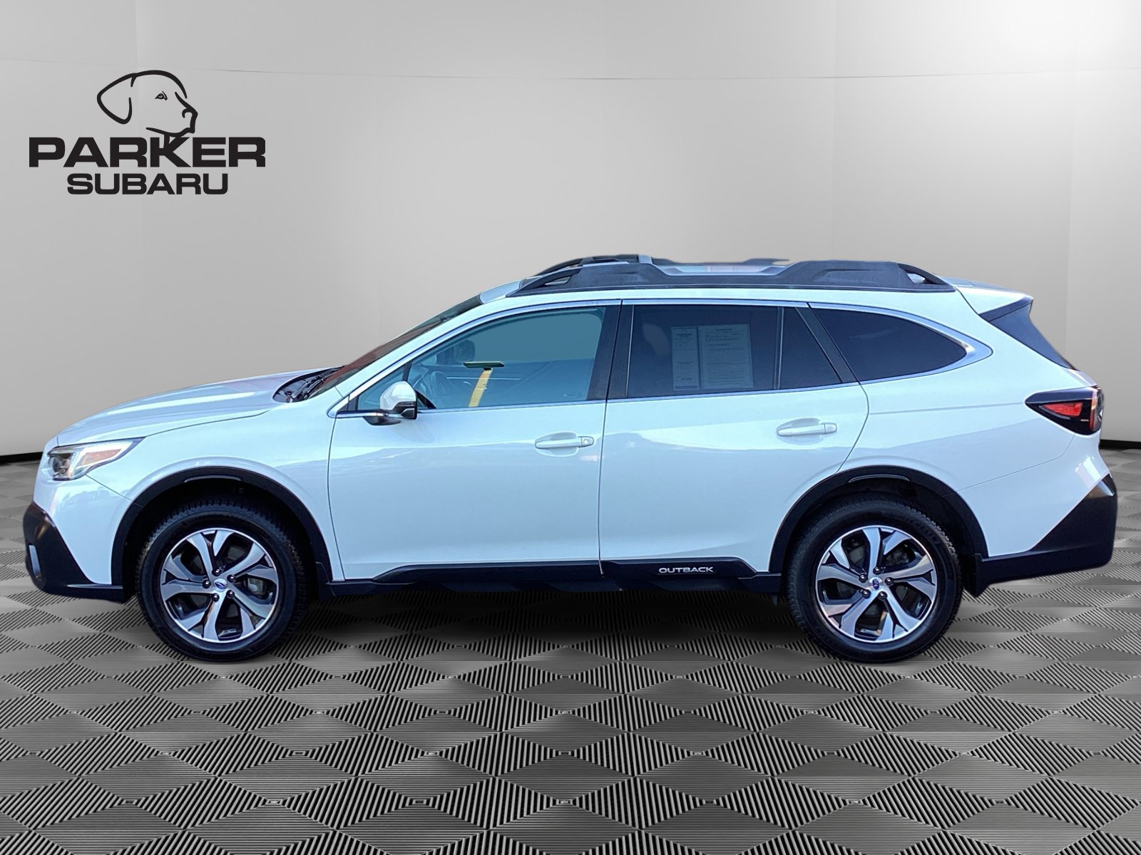 Used 2020 Subaru Outback Limited w/ Popular Package #2 AWD/4WD image 2