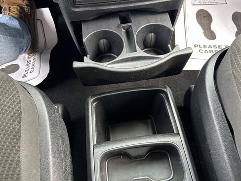 Used 2018 Dodge Grand Caravan SE FWD image 24
