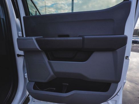 Used 2024 Ford F350 XL w/ Snow Plow/Camper Package image 15