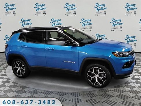Used 2024 Jeep Compass Limited image 3