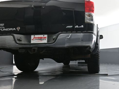 Used 2011 Toyota Tundra 4x4 CrewMax image 41