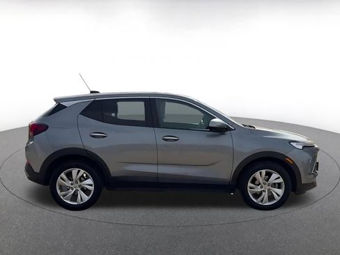 Used 2025 Buick Encore GX Preferred image 16