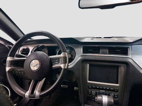 Used 2010 Ford Mustang GT Premium RWD image 22