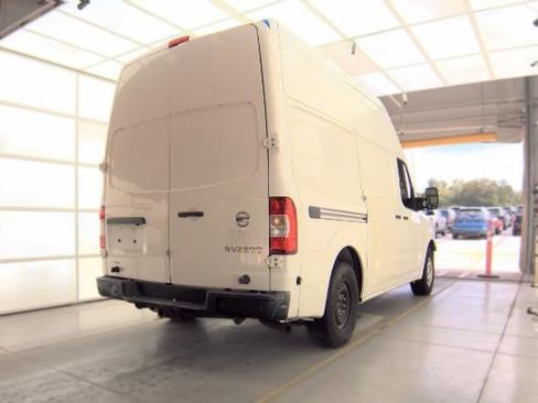 Used 2019 Nissan NV 2500 SV RWD image 3