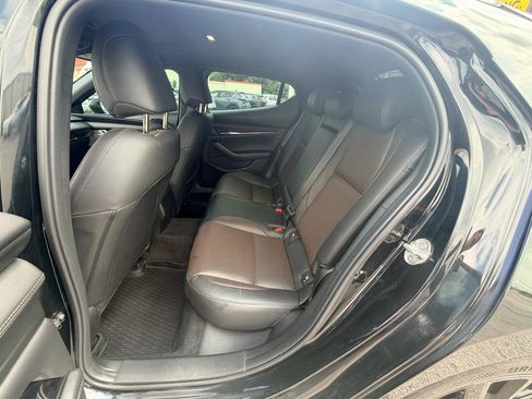 Used 2025 MAZDA MAZDA3 Hatchback w/Premium Plus Pkg AWD/4WD image 16