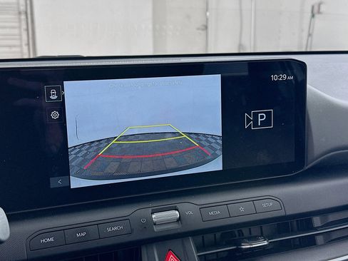 Used 2025 Kia K4 LXS image 21