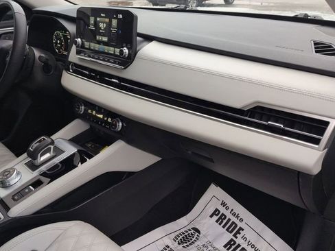 Used 2023 Mitsubishi Outlander SEL image 30