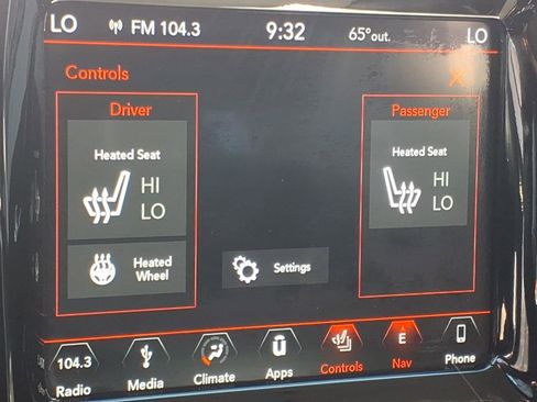 Used 2018 Jeep Compass Latitude w/ Popular Equipment Group AWD/4WD image 12