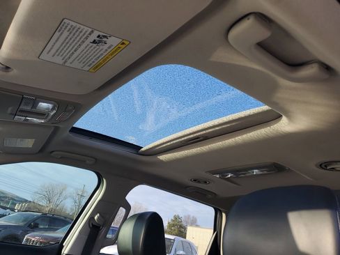 Certified 2024 Kia Telluride S w/ S Sunroof Package image 11