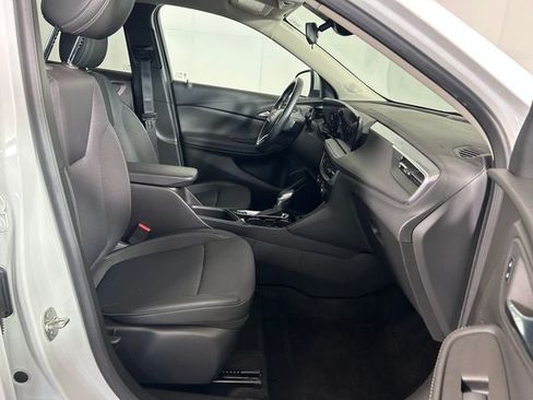 Used 2024 Buick Encore GX Preferred AWD/4WD image 27