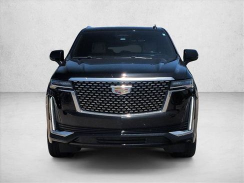 Used 2024 Cadillac Escalade Premium Luxury RWD image 2