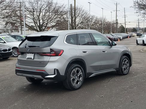Certified 2025 BMW X1 xDrive28i w/ Technology Package image 3
