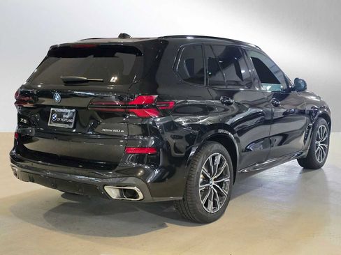 Used 2026 BMW X5 xDrive50e w/ M Sport Package AWD/4WD image 3