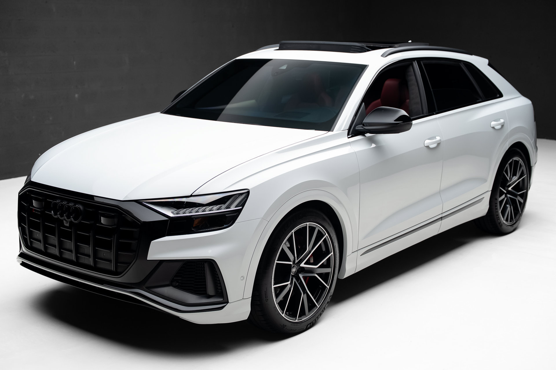 Used 2022 Audi SQ8 Prestige AWD/4WD image 5