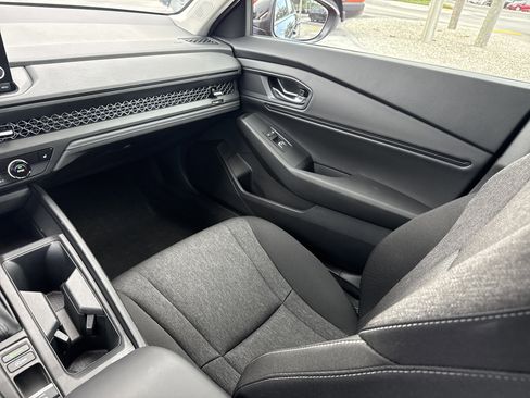 Certified 2023 Honda Accord EX image 22