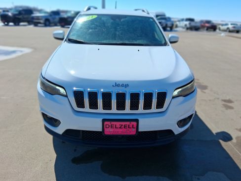 Used 2021 Jeep Cherokee Latitude Lux AWD/4WD image 2