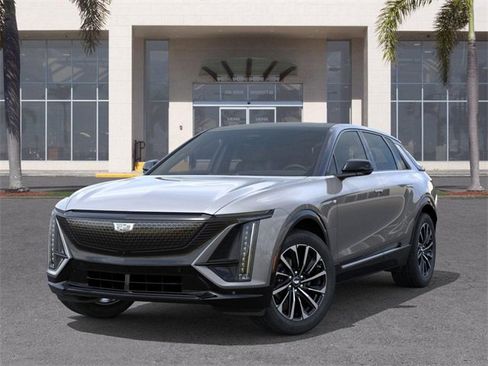 New 2026 Cadillac Lyriq Sport image 6