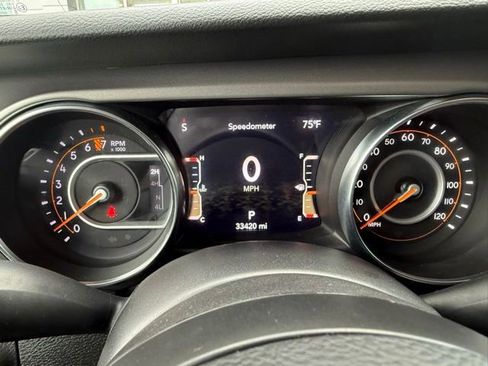 Used 2023 Jeep Gladiator Willys image 30