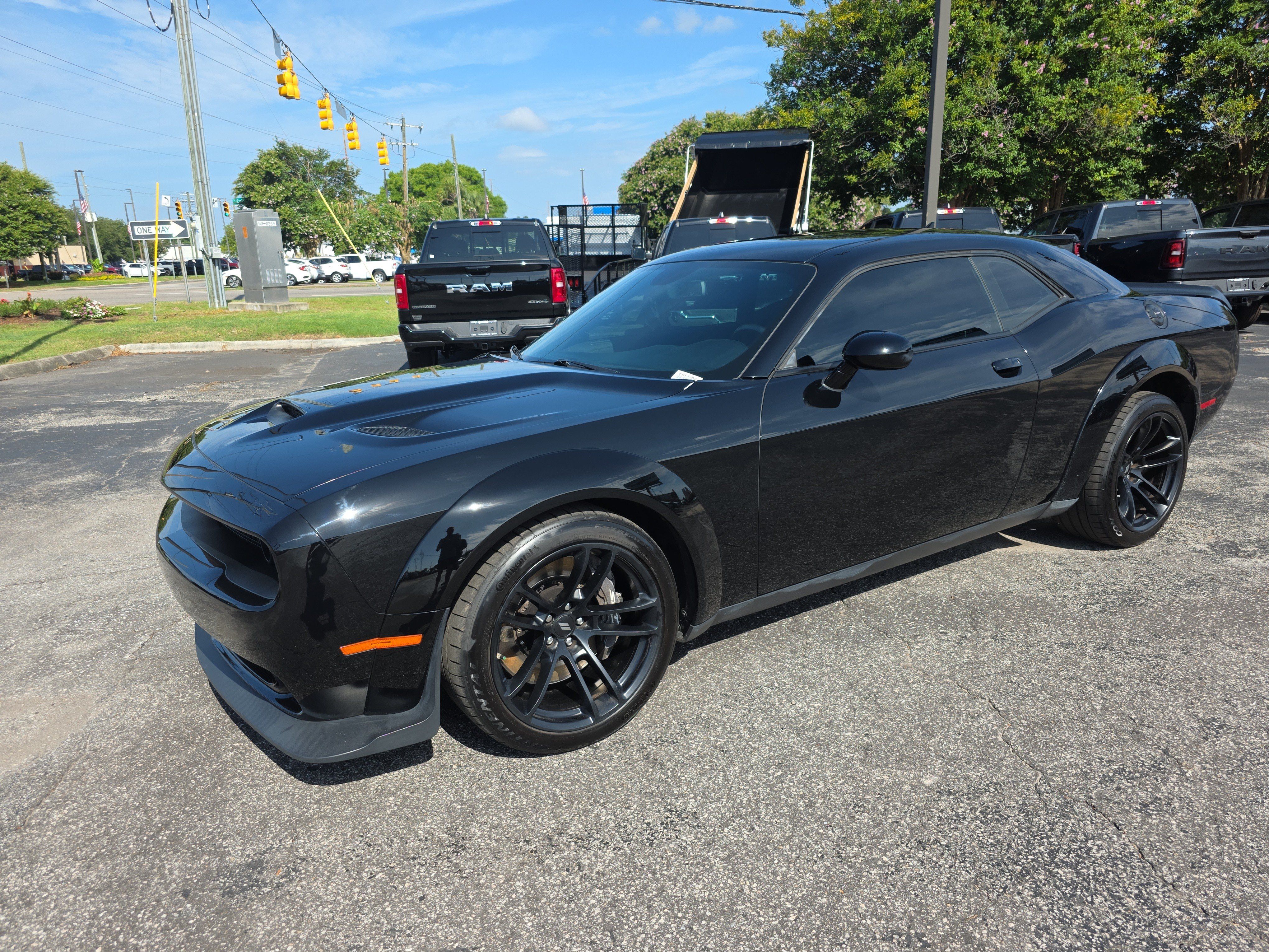 Used 2023 Dodge Challenger R/T Scat Pack RWD image 4