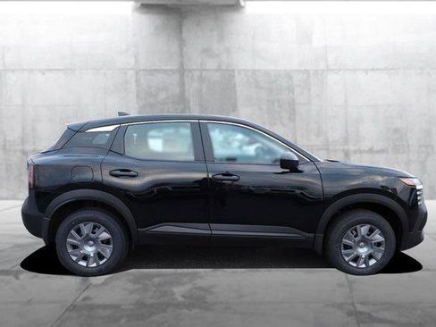 New 2026 Nissan Kicks S FWD image 5