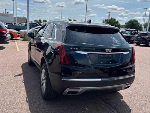 Used 2023 Cadillac XT5 Premium Luxury w/ Technology Package AWD/4WD image 3