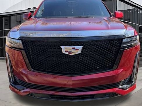 Used 2022 Cadillac Escalade Sport Platinum image 10