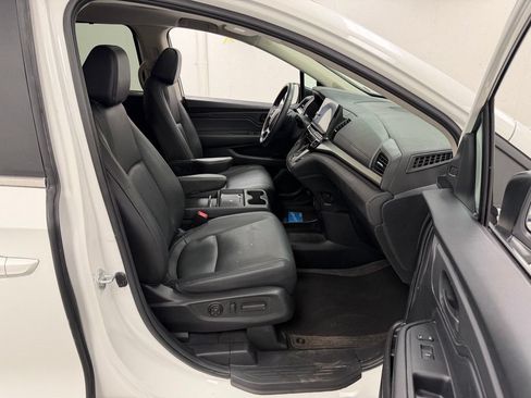 Used 2025 Honda Odyssey EX-L image 11