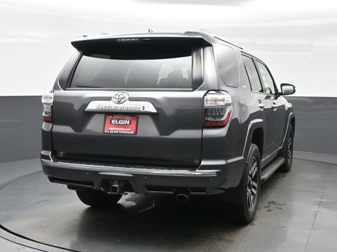 Used 2018 Toyota 4Runner Limited AWD/4WD image 5