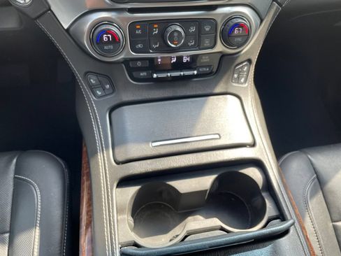 Used 2019 Chevrolet Tahoe Premier RWD image 12