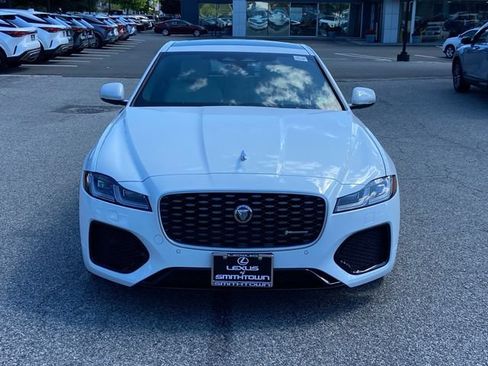 Used 2023 Jaguar XF R-Dynamic SE AWD/4WD image 2