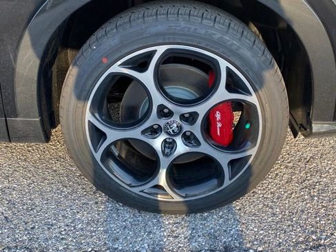 New 2024 Alfa Romeo Tonale Ti AWD/4WD image 12