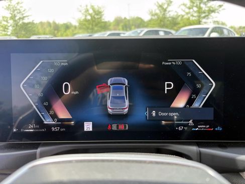 Used 2025 BMW 330i xDrive Sedan AWD/4WD image 15