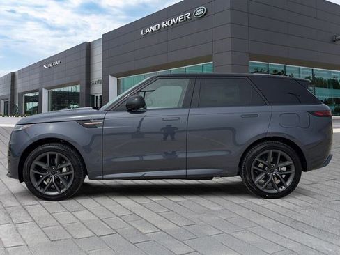 New 2026 Land Rover Range Rover Sport Dynamic SE AWD/4WD image 2