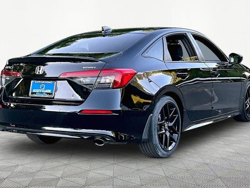 Used 2022 Honda Civic Sport image 6