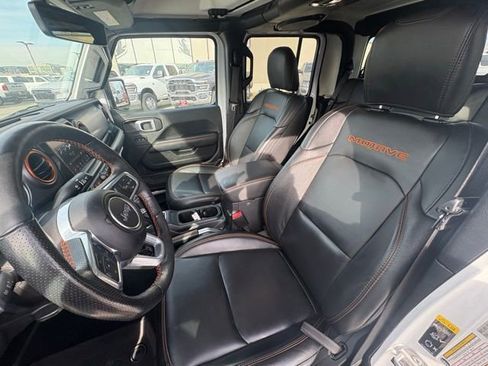 Certified 2022 Jeep Gladiator Mojave w/ LED Lighting Group image 14