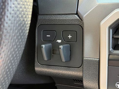 Certified 2024 Toyota Tacoma SR5 AWD/4WD image 14