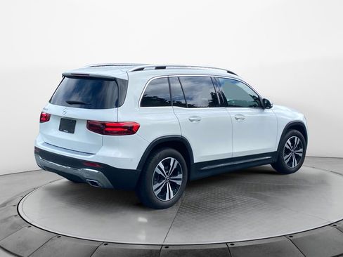 Certified 2025 Mercedes-Benz GLB 250 image 7
