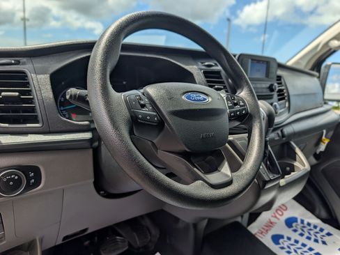 Used 2025 Ford Transit 250 Low Roof w/ Exterior Upgrade Package RWD image 30