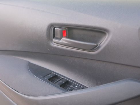 Used 2023 Toyota Corolla LE image 12