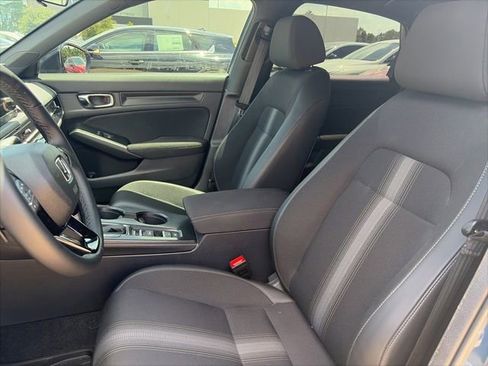 Used 2025 Honda Civic Sport image 7