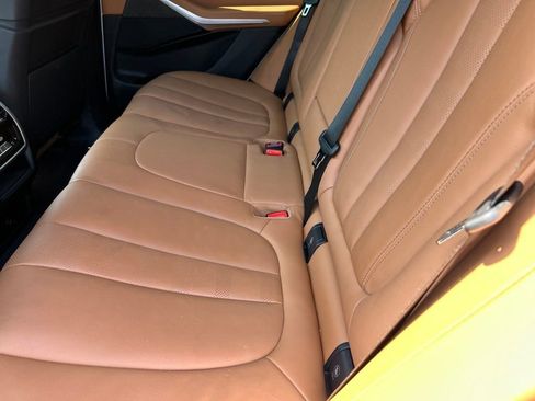 Used 2022 BMW X5 xDrive40i w/ M Sport Package AWD/4WD image 9
