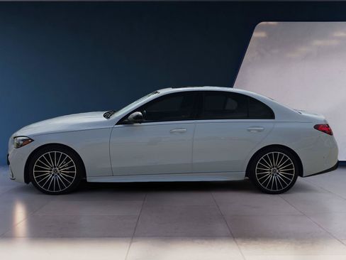 Used 2025 Mercedes-Benz C 300 Sedan image 2