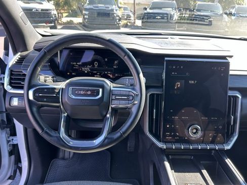 Certified 2025 GMC Acadia Elevation image 18