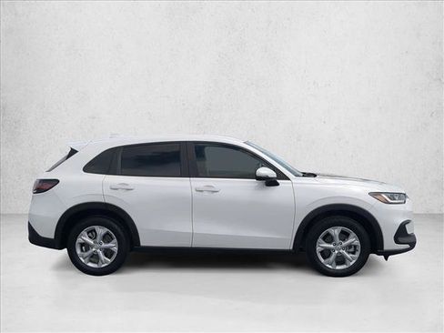 Used 2024 Honda HR-V LX image 4