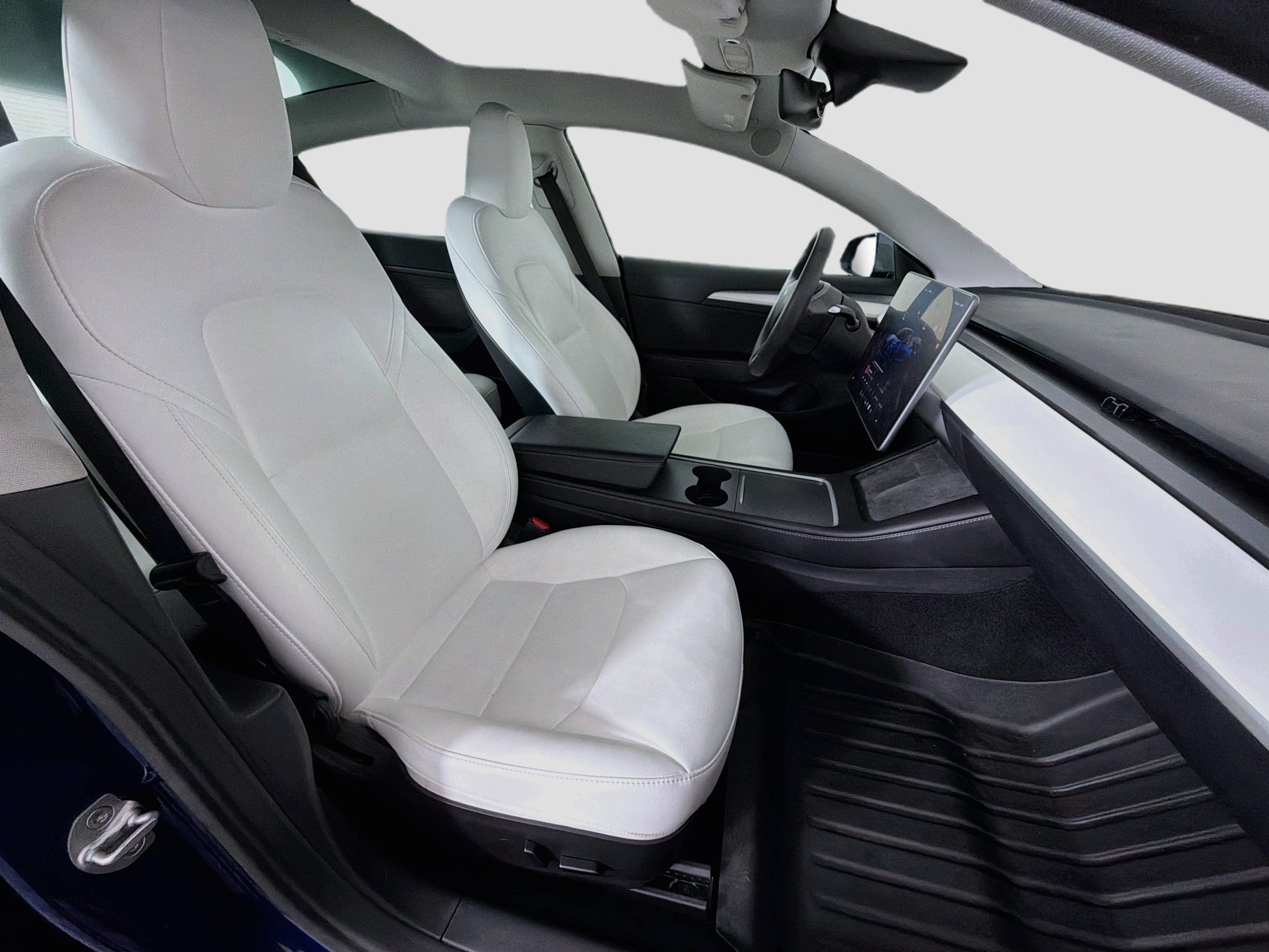 Used 2023 Tesla Model 3 Standard Range RWD image 32
