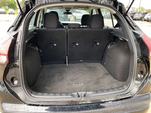 Used 2022 Nissan Kicks S FWD image 21